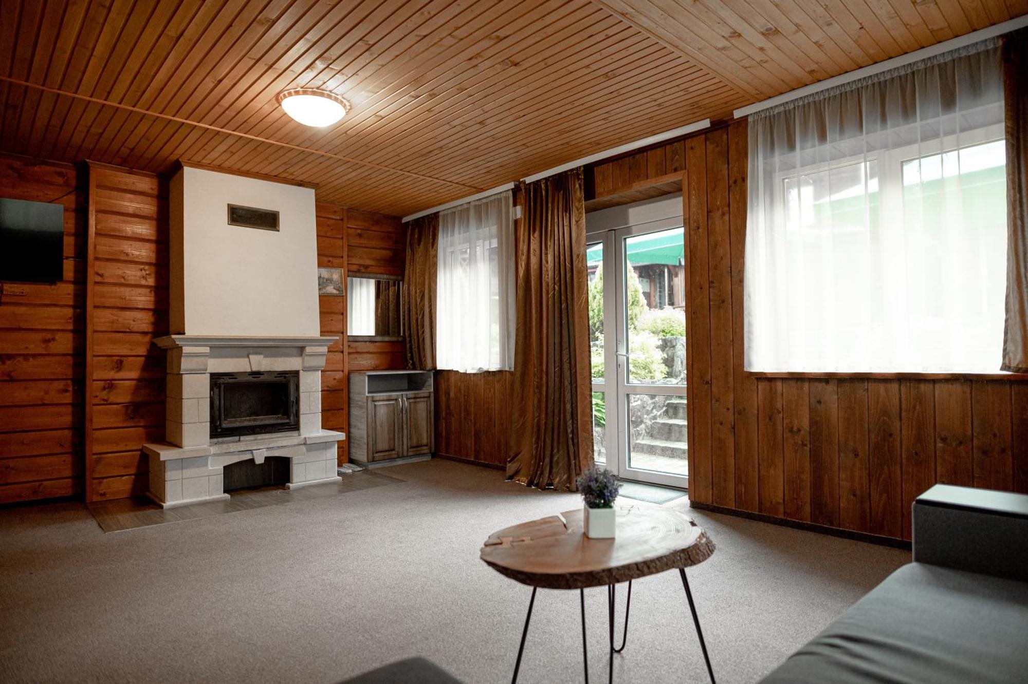 Chalet Filvarok Slavske Esterno foto